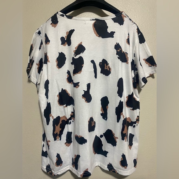 🔥Like New Haute Edition Short Sleeve Leopard Tee- size xxl - Picture 4 of 8